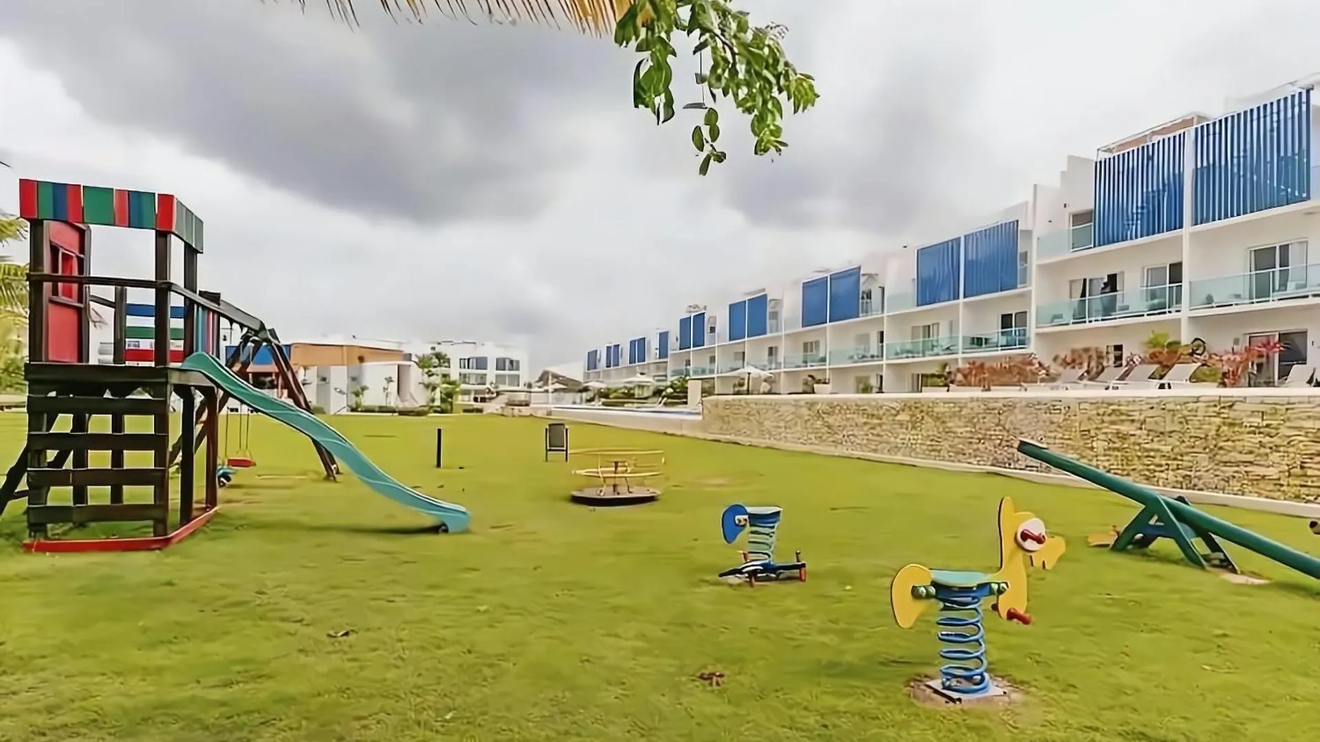 아파트 Cana Rock Condos Penthouse Vista Espectacular Golf & Jacuzzi B-336 푼타 카나 도미니카 공화국