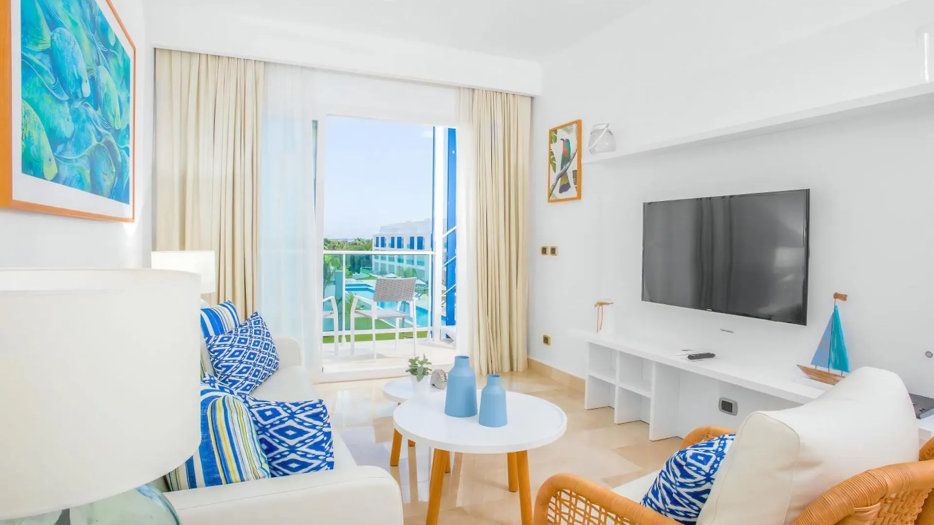 Cana Rock Condos Penthouse Vista Espectacular Golf & Jacuzzi B-336의 연락처