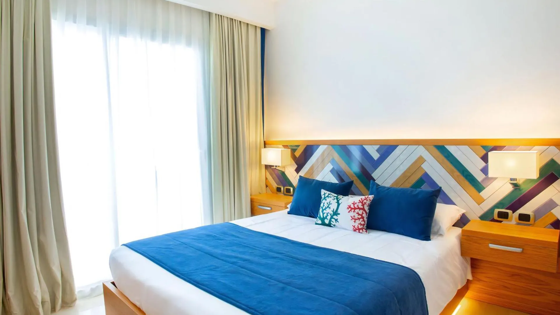 Cana Rock Condos Penthouse Vista Espectacular Golf & Jacuzzi B-336 푼타 카나 아파트